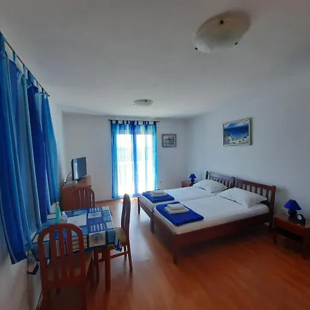 Apartment Vila Mia *
