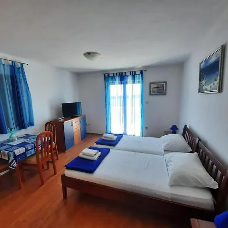 Apartment Vila Mia *